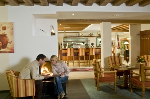 Reception & Lobby 