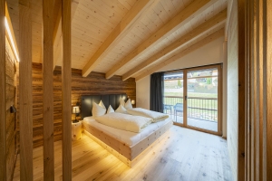 Apartment and Chalet 